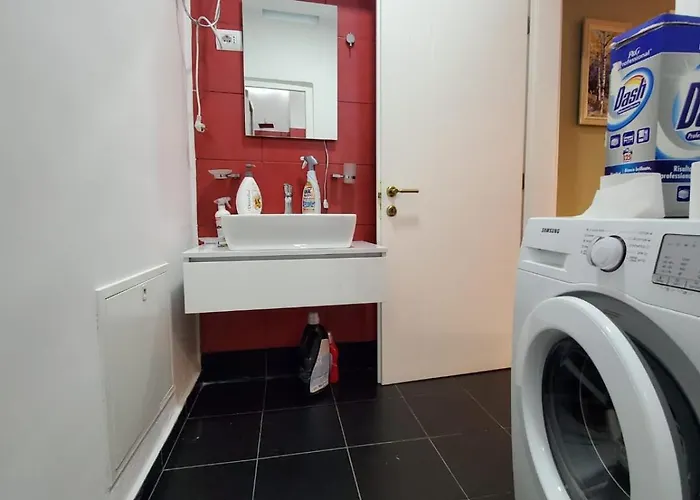 Lindita 公寓 地拉那